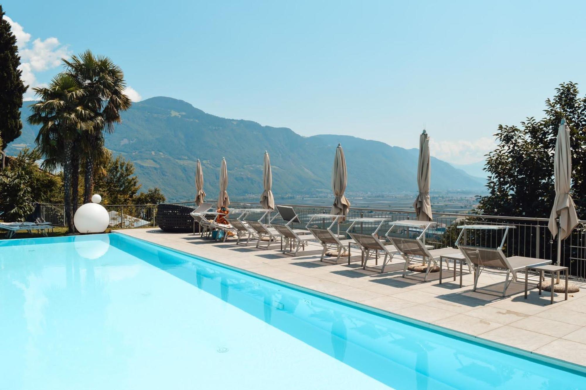 Apparthotel Calma Чермес Экстерьер фото